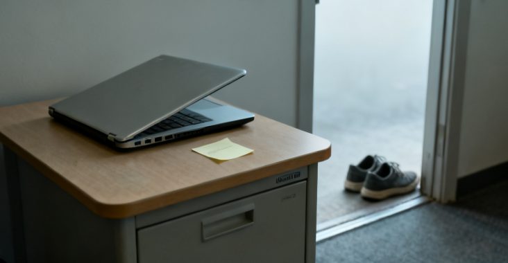 A Walking Reset Between Deep Work Blocks — desk scene